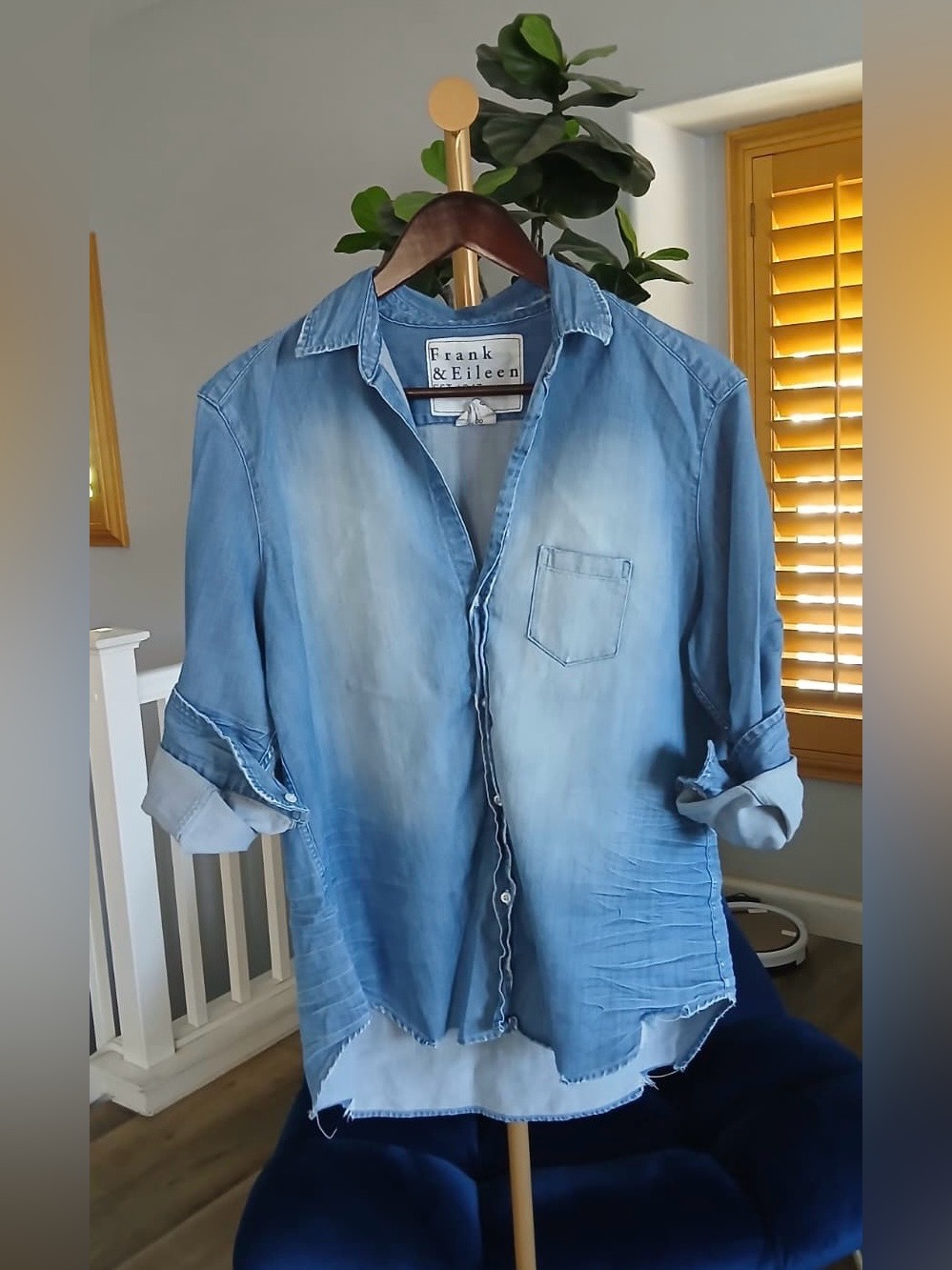 Frank & Eileen EILEEN Relaxed Button-Up Shirt Women’s Size M - Picture 4 of 11